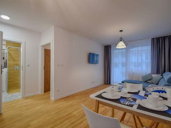 Apartament Blizej Morza Kolobrzeg Exterior photo